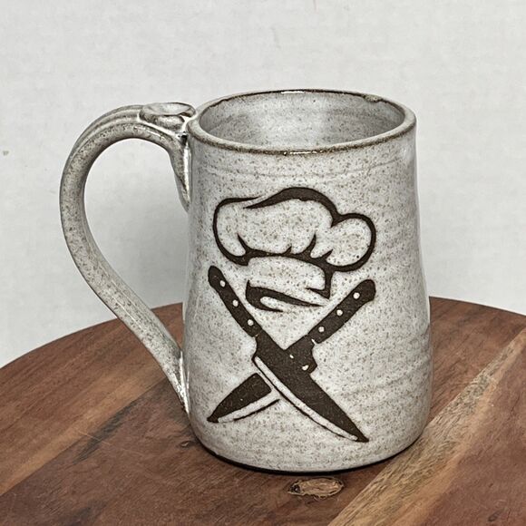 Kerri Henry Studio Art Pottery Chef Coffee Mug Crossed Knives Chef’s Hat Signed - Picture 1 of 7